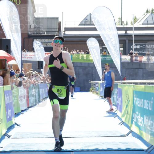 09.08.2026 - GEWOBA Citytriathlon Bremen Yannick Fuchs http://msf.ph/oto/9936880 09.08.2026 15:10:46 Ziel 59, 129 meine-sportfotos.de