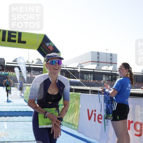 09.08.2026 - GEWOBA Citytriathlon Bremen Yannick Fuchs http://msf.ph/oto/9936948 09.08.2026 15:11:29 Ziel 118, 217, 218, 531 meine-sportfotos.de