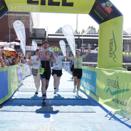 09.08.2026 - GEWOBA Citytriathlon Bremen Yannick Fuchs http://msf.ph/oto/9937025 09.08.2026 15:12:05 Ziel 97, 1103 meine-sportfotos.de