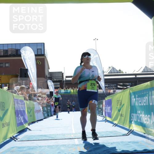 09.08.2026 - GEWOBA Citytriathlon Bremen Yannick Fuchs http://msf.ph/oto/9937091 09.08.2026 15:13:12 Ziel 92, 270, 403 meine-sportfotos.de