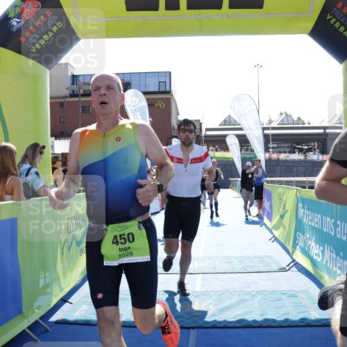 09.08.2026 - GEWOBA Citytriathlon Bremen Yannick Fuchs http://msf.ph/oto/9937148 09.08.2026 15:13:48 Ziel 54, 86, 180, 278, 349, 362, 450 meine-sportfotos.de