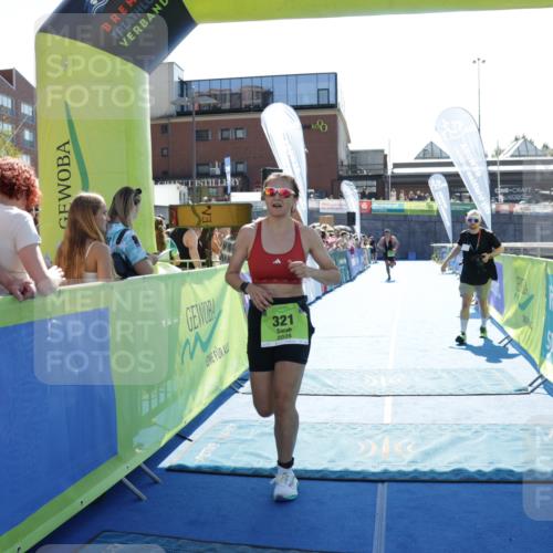 09.08.2026 - GEWOBA Citytriathlon Bremen Yannick Fuchs http://msf.ph/oto/9937165 09.08.2026 15:13:54 Ziel 77, 180, 278, 321, 349 meine-sportfotos.de