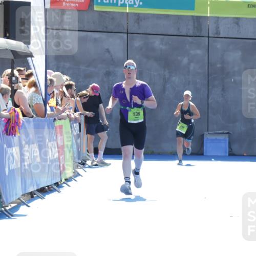 09.08.2026 - GEWOBA Citytriathlon Bremen Yannick Fuchs http://msf.ph/oto/9937224 09.08.2026 15:14:35 Ziel  meine-sportfotos.de