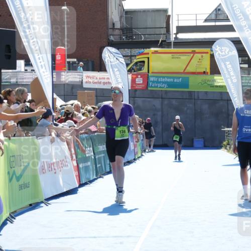 09.08.2026 - GEWOBA Citytriathlon Bremen Yannick Fuchs http://msf.ph/oto/9937228 09.08.2026 15:14:40 Ziel 139 meine-sportfotos.de