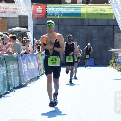 09.08.2026 - GEWOBA Citytriathlon Bremen Yannick Fuchs http://msf.ph/oto/9937290 09.08.2026 15:15:28 Ziel 154, 378 meine-sportfotos.de