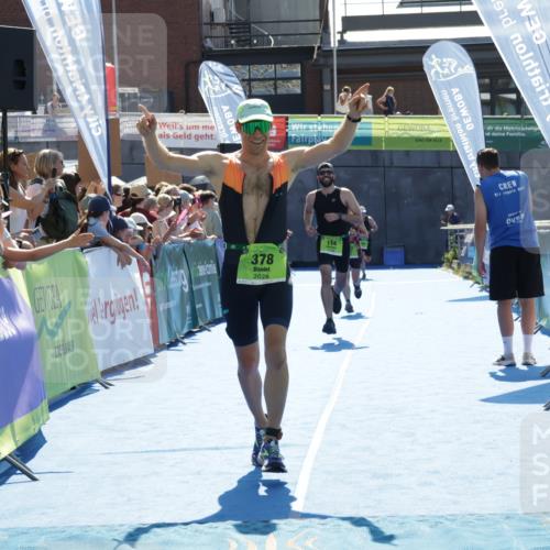 09.08.2026 - GEWOBA Citytriathlon Bremen Yannick Fuchs http://msf.ph/oto/9937294 09.08.2026 15:15:29 Ziel 154, 378 meine-sportfotos.de