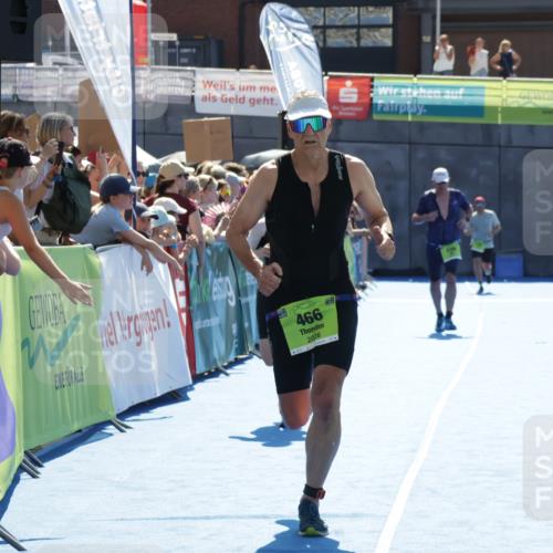 09.08.2026 - GEWOBA Citytriathlon Bremen Yannick Fuchs http://msf.ph/oto/9937322 09.08.2026 15:15:37 Ziel 154, 257, 337, 466 meine-sportfotos.de