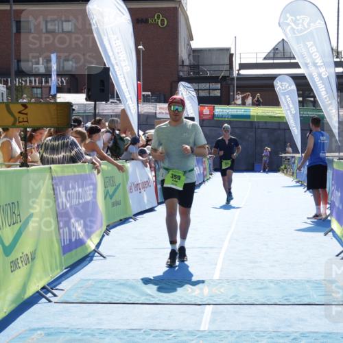 09.08.2026 - GEWOBA Citytriathlon Bremen Yannick Fuchs http://msf.ph/oto/9937366 09.08.2026 15:15:49 Ziel 359, 395 meine-sportfotos.de