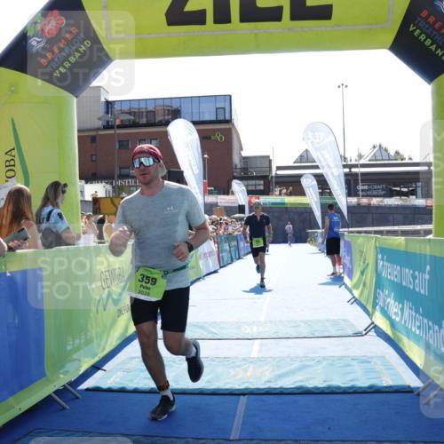 09.08.2026 - GEWOBA Citytriathlon Bremen Yannick Fuchs http://msf.ph/oto/9937371 09.08.2026 15:15:51 Ziel 359, 395 meine-sportfotos.de