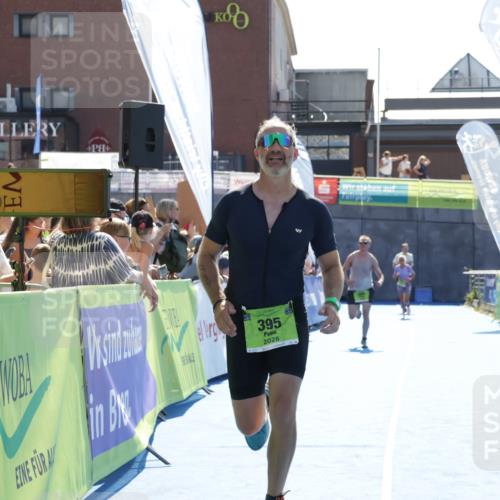 09.08.2026 - GEWOBA Citytriathlon Bremen Yannick Fuchs http://msf.ph/oto/9937372 09.08.2026 15:15:53 Ziel 359, 385, 395 meine-sportfotos.de