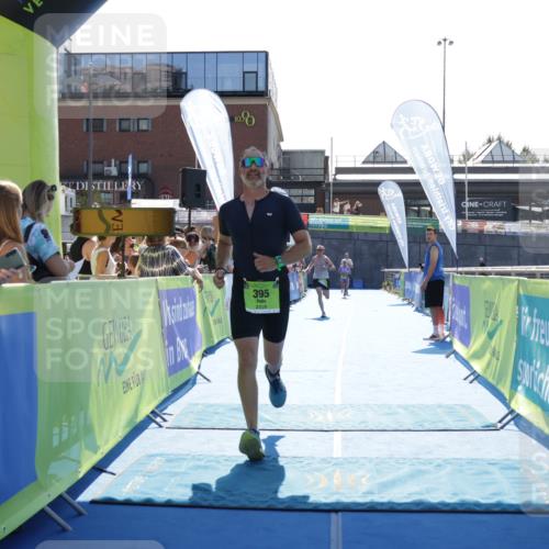 09.08.2026 - GEWOBA Citytriathlon Bremen Yannick Fuchs http://msf.ph/oto/9937374 09.08.2026 15:15:53 Ziel 359, 385, 395 meine-sportfotos.de