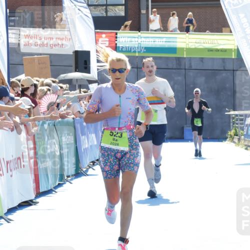 09.08.2026 - GEWOBA Citytriathlon Bremen Yannick Fuchs http://msf.ph/oto/9937391 09.08.2026 15:16:01 Ziel 49, 385, 523 meine-sportfotos.de