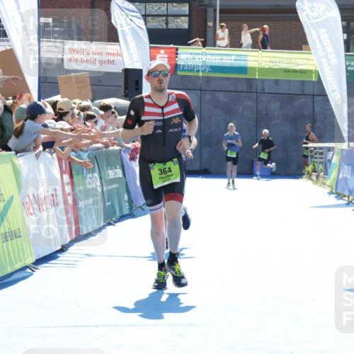 09.08.2026 - GEWOBA Citytriathlon Bremen Yannick Fuchs http://msf.ph/oto/9937419 09.08.2026 15:16:14 Ziel 45, 339, 364 meine-sportfotos.de