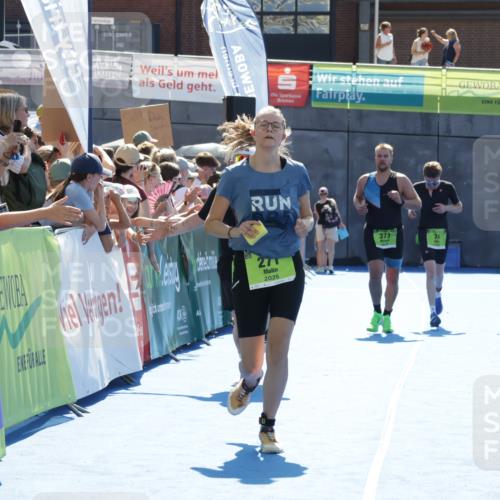 09.08.2026 - GEWOBA Citytriathlon Bremen Yannick Fuchs http://msf.ph/oto/9937439 09.08.2026 15:16:24 Ziel 7, 74, 271, 373 meine-sportfotos.de