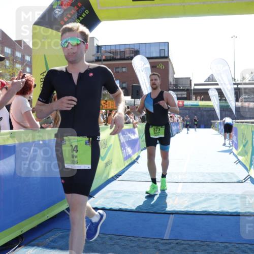09.08.2026 - GEWOBA Citytriathlon Bremen Yannick Fuchs http://msf.ph/oto/9937458 09.08.2026 15:16:30 Ziel 7, 74, 236, 271, 373 meine-sportfotos.de