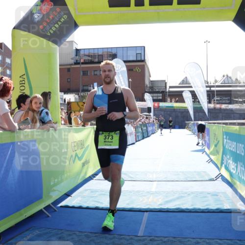 09.08.2026 - GEWOBA Citytriathlon Bremen Yannick Fuchs http://msf.ph/oto/9937459 09.08.2026 15:16:30 Ziel 7, 74, 236, 271, 373 meine-sportfotos.de