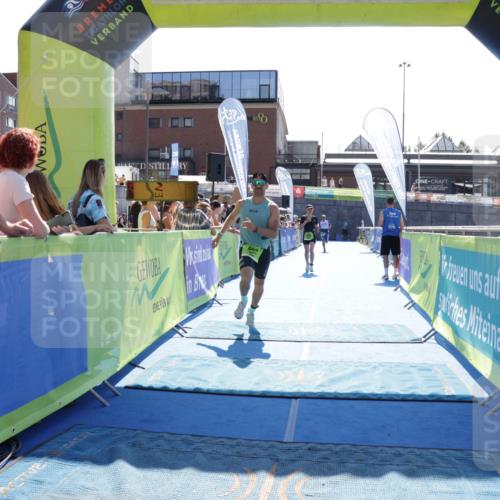 09.08.2026 - GEWOBA Citytriathlon Bremen Yannick Fuchs http://msf.ph/oto/9937492 09.08.2026 15:16:41 Ziel 205, 334, 370, 402 meine-sportfotos.de