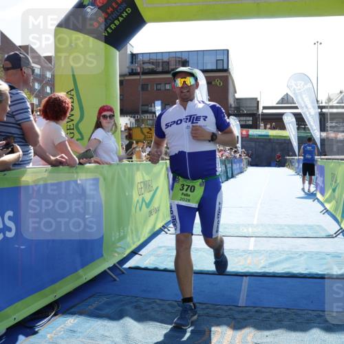 09.08.2026 - GEWOBA Citytriathlon Bremen Yannick Fuchs http://msf.ph/oto/9937508 09.08.2026 15:16:47 Ziel 205, 370 meine-sportfotos.de