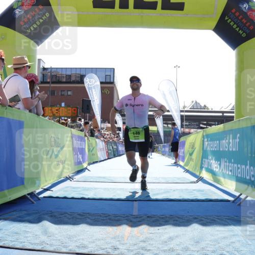 09.08.2026 - GEWOBA Citytriathlon Bremen Yannick Fuchs http://msf.ph/oto/9937550 09.08.2026 15:17:02 Ziel 17, 146, 179, 192, 356, 384 meine-sportfotos.de