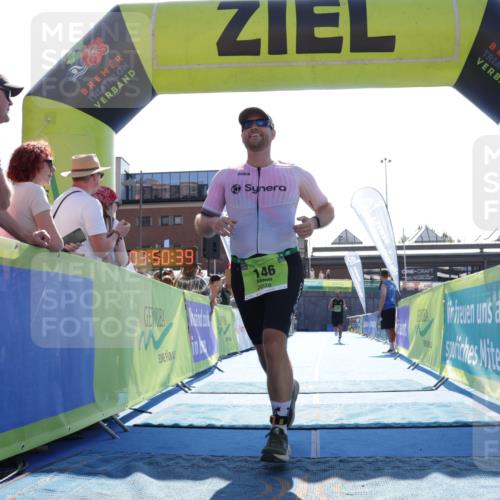 09.08.2026 - GEWOBA Citytriathlon Bremen Yannick Fuchs http://msf.ph/oto/9937553 09.08.2026 15:17:02 Ziel 17, 146, 179, 192, 356, 384 meine-sportfotos.de