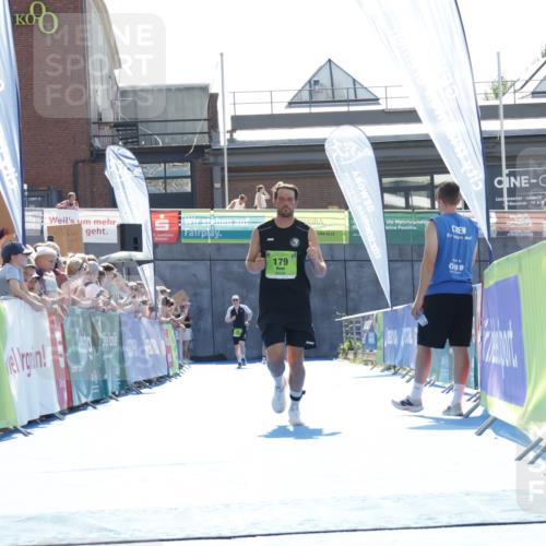 09.08.2026 - GEWOBA Citytriathlon Bremen Yannick Fuchs http://msf.ph/oto/9937559 09.08.2026 15:17:05 Ziel 146, 179, 356 meine-sportfotos.de