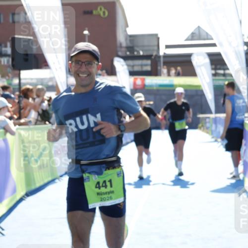 09.08.2026 - GEWOBA Citytriathlon Bremen Yannick Fuchs http://msf.ph/oto/9937600 09.08.2026 15:17:31 Ziel 232, 254, 377, 441 meine-sportfotos.de