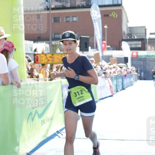 09.08.2026 - GEWOBA Citytriathlon Bremen Yannick Fuchs http://msf.ph/oto/9937671 09.08.2026 15:18:07 Ziel 277, 312, 325 meine-sportfotos.de
