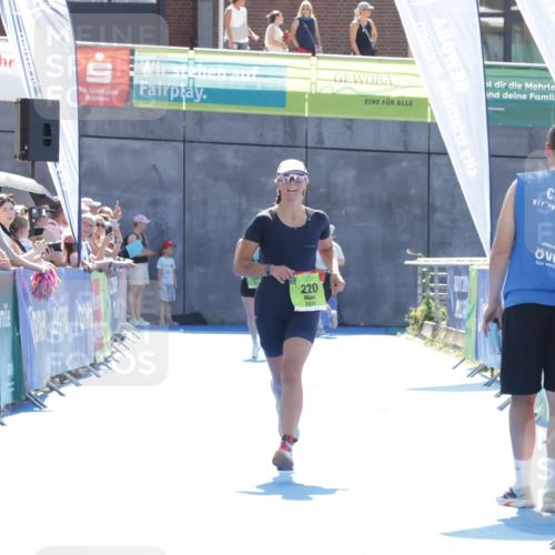 09.08.2026 - GEWOBA Citytriathlon Bremen Yannick Fuchs http://msf.ph/oto/9937696 09.08.2026 15:18:30 Ziel 220 meine-sportfotos.de