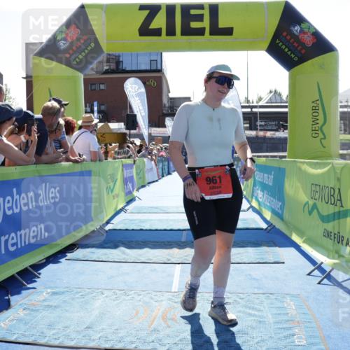 09.08.2026 - GEWOBA Citytriathlon Bremen Yannick Fuchs http://msf.ph/oto/9937712 09.08.2026 15:18:47 Ziel 961 meine-sportfotos.de