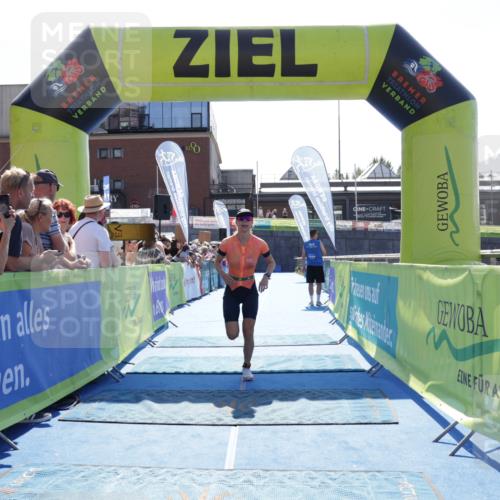 09.08.2026 - GEWOBA Citytriathlon Bremen Yannick Fuchs http://msf.ph/oto/9937724 09.08.2026 15:18:55 Ziel 314 meine-sportfotos.de