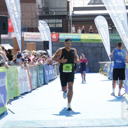 09.08.2026 - GEWOBA Citytriathlon Bremen Yannick Fuchs http://msf.ph/oto/9937732 09.08.2026 15:19:07 Ziel 21, 398 meine-sportfotos.de