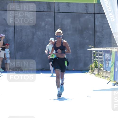 09.08.2026 - GEWOBA Citytriathlon Bremen Yannick Fuchs http://msf.ph/oto/9937814 09.08.2026 15:20:30 Ziel 352 meine-sportfotos.de