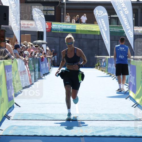 09.08.2026 - GEWOBA Citytriathlon Bremen Yannick Fuchs http://msf.ph/oto/9937817 09.08.2026 15:20:35 Ziel 352 meine-sportfotos.de