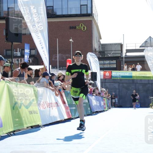 09.08.2026 - GEWOBA Citytriathlon Bremen Yannick Fuchs http://msf.ph/oto/9937870 09.08.2026 15:21:18 Ziel 288 meine-sportfotos.de