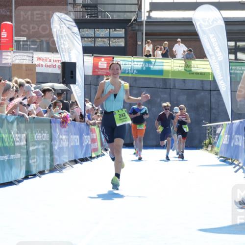 09.08.2026 - GEWOBA Citytriathlon Bremen Yannick Fuchs http://msf.ph/oto/9937920 09.08.2026 15:21:46 Ziel 130, 242 meine-sportfotos.de