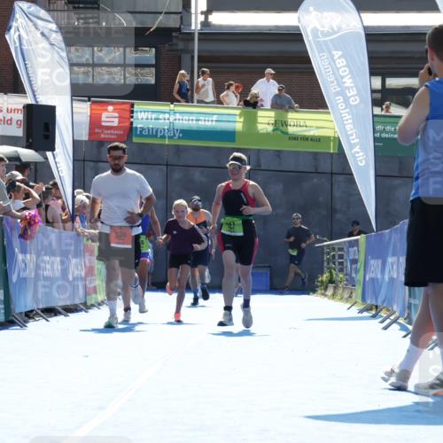 09.08.2026 - GEWOBA Citytriathlon Bremen Yannick Fuchs http://msf.ph/oto/9937985 09.08.2026 15:22:43 Ziel 42, 341, 458 meine-sportfotos.de