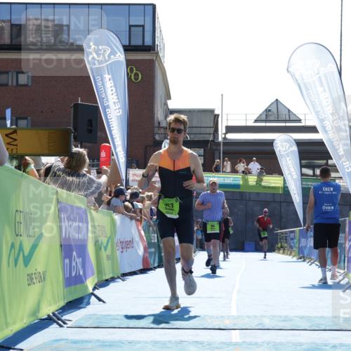 09.08.2026 - GEWOBA Citytriathlon Bremen Yannick Fuchs http://msf.ph/oto/9938057 09.08.2026 15:23:22 Ziel 12, 69, 163, 173 meine-sportfotos.de