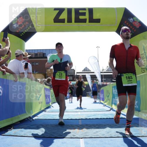 09.08.2026 - GEWOBA Citytriathlon Bremen Yannick Fuchs http://msf.ph/oto/9938070 09.08.2026 15:23:28 Ziel 12, 69, 163, 273, 482 meine-sportfotos.de