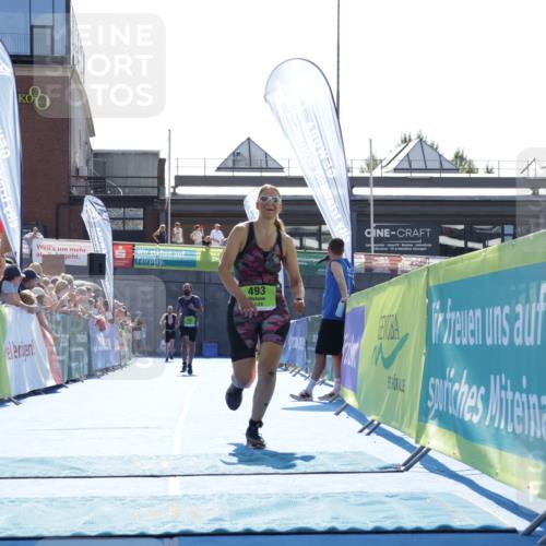 09.08.2026 - GEWOBA Citytriathlon Bremen Yannick Fuchs http://msf.ph/oto/9938120 09.08.2026 15:23:57 Ziel 10, 148, 235, 493 meine-sportfotos.de