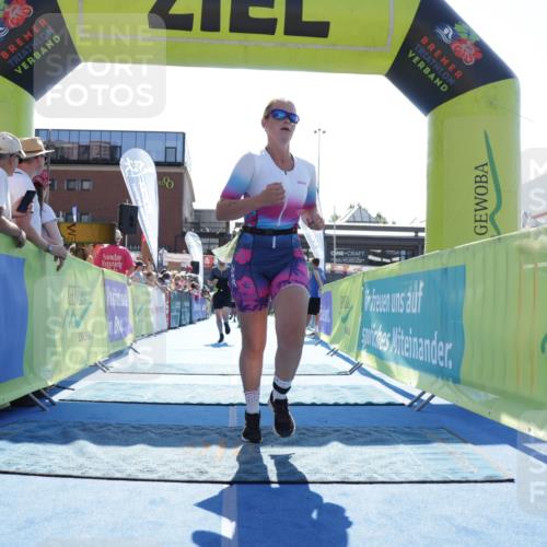 09.08.2026 - GEWOBA Citytriathlon Bremen Yannick Fuchs http://msf.ph/oto/9938195 09.08.2026 15:24:38 Ziel 250, 391, 405, 410 meine-sportfotos.de