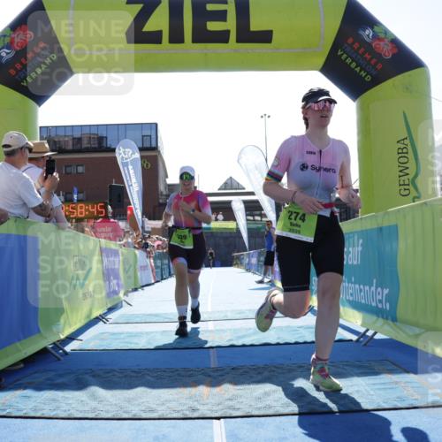 09.08.2026 - GEWOBA Citytriathlon Bremen Yannick Fuchs http://msf.ph/oto/9938263 09.08.2026 15:25:08 Ziel 239, 274 meine-sportfotos.de