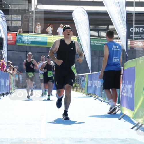 09.08.2026 - GEWOBA Citytriathlon Bremen Yannick Fuchs http://msf.ph/oto/9938292 09.08.2026 15:25:29 Ziel 344, 413, 479 meine-sportfotos.de