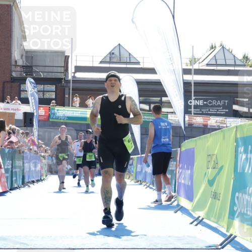 09.08.2026 - GEWOBA Citytriathlon Bremen Yannick Fuchs http://msf.ph/oto/9938294 09.08.2026 15:25:30 Ziel 344, 413, 479 meine-sportfotos.de