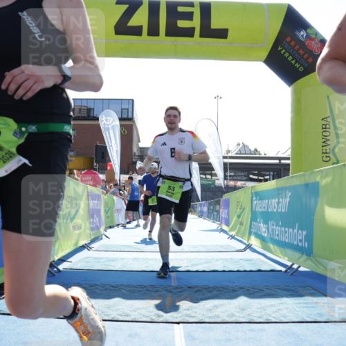 09.08.2026 - GEWOBA Citytriathlon Bremen Yannick Fuchs http://msf.ph/oto/9938307 09.08.2026 15:25:36 Ziel 53, 57, 261, 335, 344, 413, 479 meine-sportfotos.de
