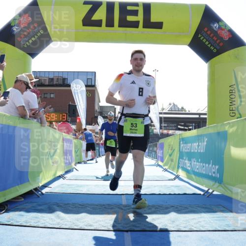 09.08.2026 - GEWOBA Citytriathlon Bremen Yannick Fuchs http://msf.ph/oto/9938309 09.08.2026 15:25:37 Ziel 53, 57, 64, 261, 335, 344, 479 meine-sportfotos.de