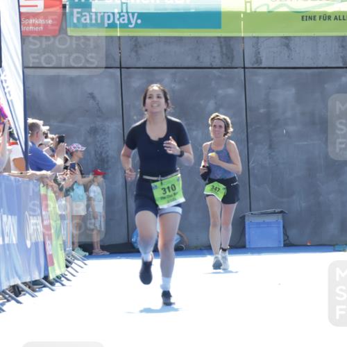 09.08.2026 - GEWOBA Citytriathlon Bremen Yannick Fuchs http://msf.ph/oto/9938344 09.08.2026 15:25:52 Ziel 310 meine-sportfotos.de