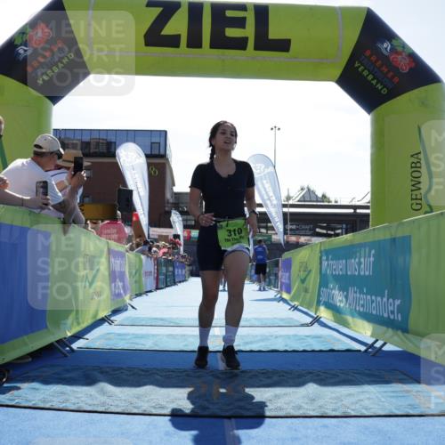 09.08.2026 - GEWOBA Citytriathlon Bremen Yannick Fuchs http://msf.ph/oto/9938353 09.08.2026 15:25:58 Ziel 310, 347 meine-sportfotos.de