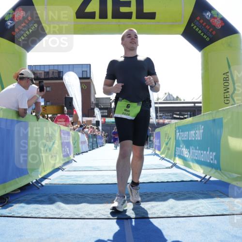 09.08.2026 - GEWOBA Citytriathlon Bremen Yannick Fuchs http://msf.ph/oto/9938409 09.08.2026 15:26:16 Ziel 6, 411 meine-sportfotos.de