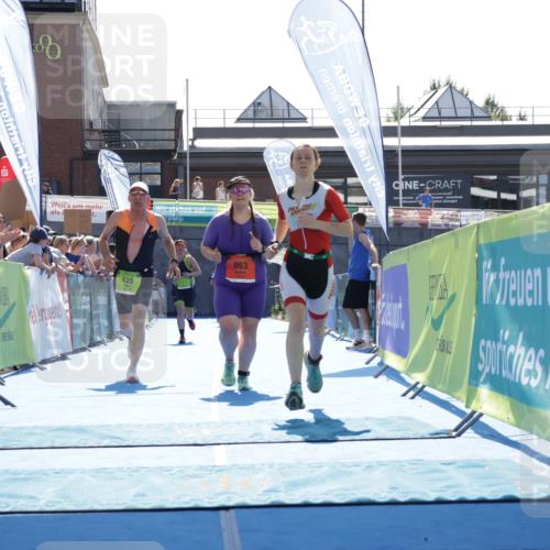 09.08.2026 - GEWOBA Citytriathlon Bremen Yannick Fuchs http://msf.ph/oto/9938412 09.08.2026 15:26:22 Ziel 262, 409, 435, 963 meine-sportfotos.de