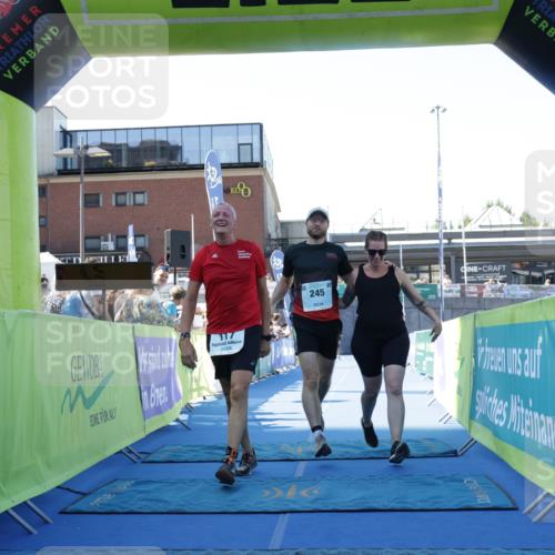09.08.2026 - GEWOBA Citytriathlon Bremen Yannick Fuchs http://msf.ph/oto/9938416 09.08.2026 11:41:52 Ziel 117, 181, 245, 367 meine-sportfotos.de